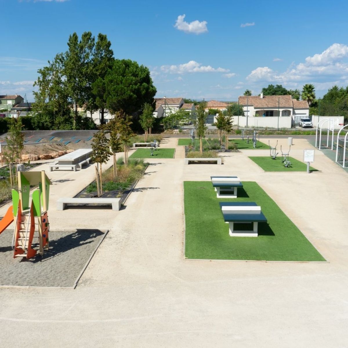 ESPACE DE LOISIRS ET MULTISPORTS - RÉALISATION SKATEPARK SERVICE CONSEIL